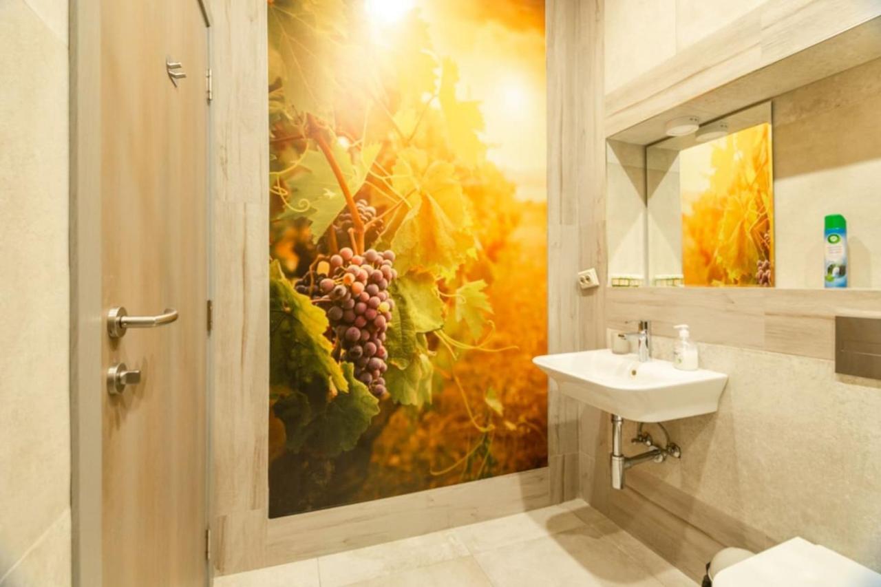 1 Bedroom Wine Journey Sofia Eksteriør billede